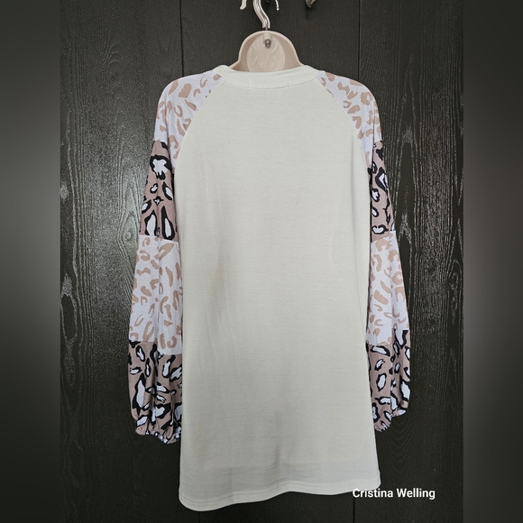 Leopard print Top off white and tan taupe 1 Large left Brand new boutique - Picture 6 of 11